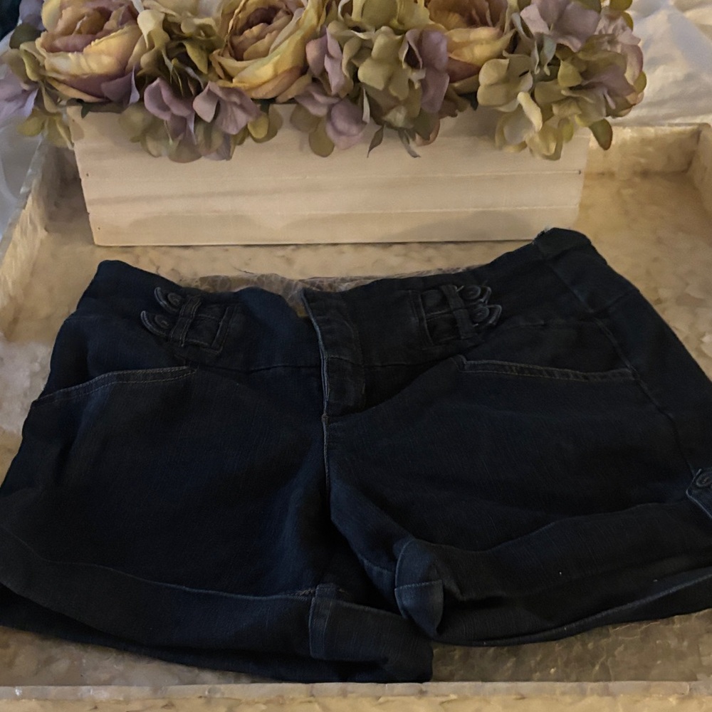 Stylish Dark Blue Jean Women's Shorts
